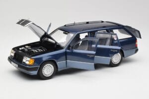Mercedes 300D W124 T-Modell Nautical Zils Norev 1:18 183962 Metāls — attēls 2 no 8