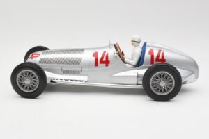 Mercedes W125 #14 Daimler-Benz AG M. von Brauchitsch 2nd Place German GP 1937 Minichamps 1:18 155373114 Metāls — attēls 3 no 6