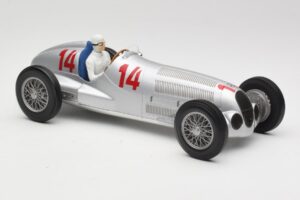 Mercedes W125 #14 Daimler-Benz AG M. von Brauchitsch 2nd Place German GP 1937 Minichamps 1:18 155373114 Metāls — attēls 4 no 6