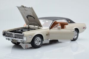 Mercury Cougar XR7-G Fawn Sun Star 1:18 1572 Metāls — attēls 2 no 8