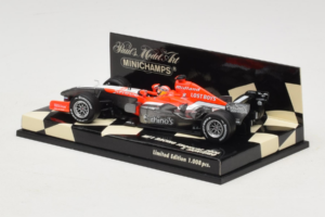 MF1 M16 #18 T. Monteiro MF1 Racing Showcar 2006 Minichamps 1:43 400060088 Metāls — attēls 3 no 5