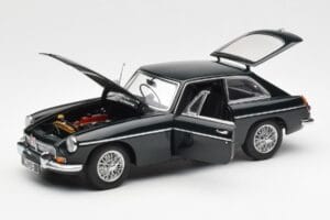 MGB GT Mk2 Coupe Racing Zaļš AUTOart 1:18 76602 Metāls — attēls 2 no 8