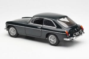 MGB GT Mk2 Coupe Racing Zaļš AUTOart 1:18 76602 Metāls — attēls 7 no 8