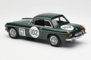 MGB GT Mk2 Nurburgring Zaļš AUTOart 1:18 86781 Metāls — attēls 7 no 8