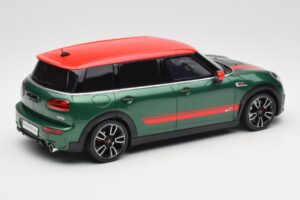Mini Clubman JCW F54 British Racing Green Otto 1:18 OT1168 Sveķi — attēls 2 no 6