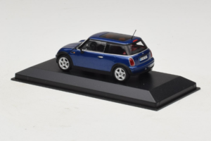 Mini Cooper Kabriolets Zils Minichamps 1:43 80420309092-R1 Metāls — attēls 3 no 5