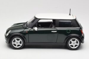 Mini Cooper Mk7 Zaļš Maisto 1:18 7271336 Metāls — attēls 4 no 8