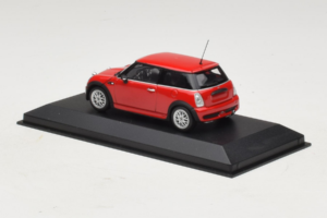 Mini Cooper One R50 Aero Sarkans Minichamps 1:43 431138272 Metāls — attēls 2 no 4