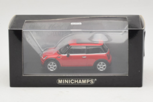 Mini Cooper Sarkans Minichamps 1:43 MINI010 Metāls — attēls 4 no 4