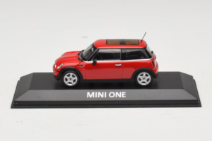 Mini Cooper Sarkans Minichamps 1:43 MINI010 Metāls