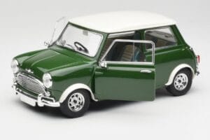 Mini Cooper S British Racing Zaļš & Old English Balts Solido 1:18 8021 Metāls — attēls 2 no 8