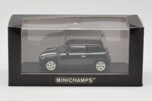 Mini Cooper S R53 Zaļš Ar Svītrām Minichamps 1:43 MINI006 Metāls — attēls 2 no 4