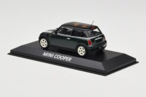 Mini Cooper S R53 Zaļš Ar Svītrām Minichamps 1:43 MINI006 Metāls — attēls 3 no 4