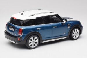 Mini Countryman F60 Island Zils & Balts Kyosho 1:18 80432447940 Metāls — attēls 3 no 8