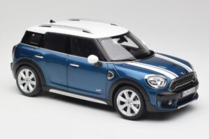 Mini Countryman F60 Island Zils & Balts Kyosho 1:18 80432447940 Metāls — attēls 6 no 8