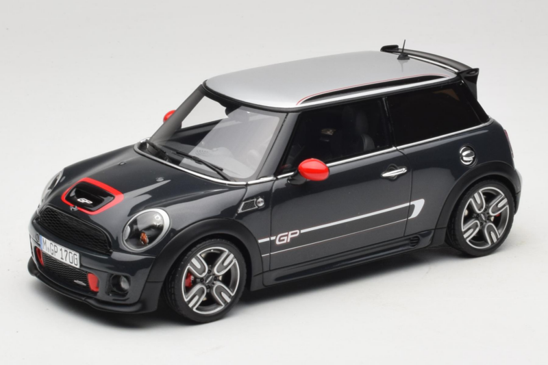 Mini John Cooper Works GP2 R56 Thunder Grey Otto 1:18 OT497 Sveķi