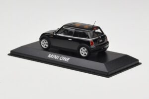 Mini One R50 Melns Ar Melnu Jumtu Minichamps 1:43 MINI005 Metāls — attēls 3 no 5