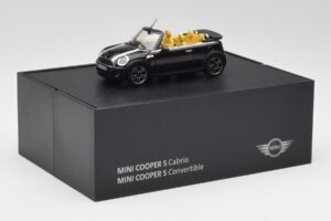 Mini Cooper S R57 Kabriolets Melns Minichamps 1:43 80422148818 Metāls — attēls 4 no 4