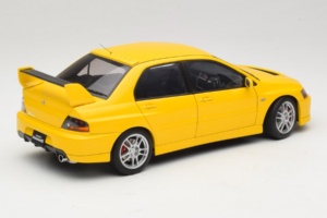 Mitsubishi Lancer Evolution IX GSR Dzeltens AUTOart 1:18 77192 Metāls — attēls 3 no 8