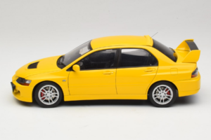 Mitsubishi Lancer Evolution IX GSR Dzeltens AUTOart 1:18 77192 Metāls — attēls 4 no 8