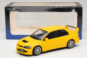 Mitsubishi Lancer Evolution IX GSR Dzeltens AUTOart 1:18 77192 Metāls — attēls 8 no 8