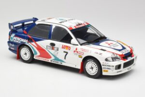 Mitsubishi Lancer Evo 3 Group A #4 T. Makinen / S. Harjanne Rally Australia 1996 Otto 1:18 OT475 Sveķi — attēls 4 no 6