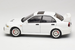Mitsubishi Lancer Evo VI Tommi Makinen Edition Balts AUTOart 1:18 77157 Metāls — attēls 4 no 8