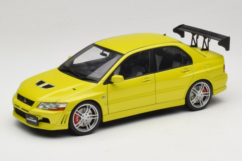 Mitsubishi Lancer Evo VII Mustard Yellow AUTOart 1:18 77166 Metāls