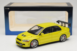 Mitsubishi Lancer Evo VII Mustard Yellow AUTOart 1:18 77166 Metāls — attēls 8 no 8