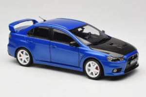 Mitsubishi Lancer Evolution X Zils OEM 1:18 MLE01 Metāls — attēls 6 no 8