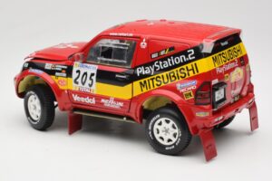 Mitsubishi Pajero Rallye Raid #205 Paris-Dakar Rally 2001 Solido 1:18 9022 Metāls — attēls 7 no 8