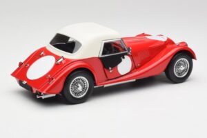 Morgan 4/4 Plus Competition Hardtop Sarkans Kyosho 1:18 08114R Metāls — attēls 3 no 8