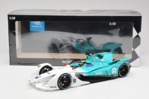 NIO 004 Team NIO #8 T. Dillmann Formula E Season 5 2019 Minichamps 1:18 114180008 Metāls — attēls 6 no 6