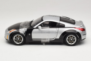 Nissan 350Z Fast & Furious Tokyo Drift Joyride 1:18 53608A Metāls — attēls 3 no 6