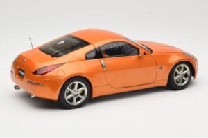 Nissan 350Z Z33 Sunset Orange AUTOart 1:18 77312 Metāls — attēls 3 no 8