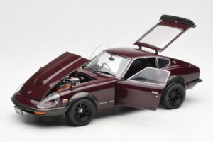 Nissan Fairlady 240ZG Brūns Kyosho 1:18 08217M Metāls — attēls 2 no 8