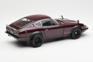 Nissan Fairlady 240ZG Brūns Kyosho 1:18 08217M Metāls — attēls 3 no 8