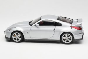 Nissan Fairlady Z Z34 NISMO Type 380RS Sudrabs AUTOart 1:18 77401 Metāls — attēls 4 no 8