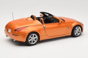 Nissan Fairlady Z Z33 Roadster Sunset Orange AUTOart 1:18 77377 Metāls — attēls 3 no 8