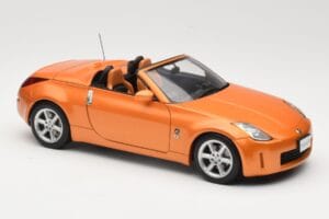 Nissan Fairlady Z Z33 Roadster Sunset Orange AUTOart 1:18 77377 Metāls — attēls 6 no 8