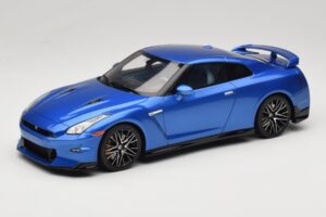 Nissan GT-R R35 Skyline Edition Bayside Blue GT Spirit 1:18 GT521 Sveķi