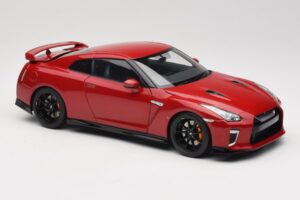 Nissan GT-R R35 Track Edition NISMO Vibrant Red MotorHelix 1:18 M83511 Metāls — attēls 6 no 8