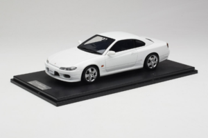 Nissan Silvia S15 Spec-S Balts Cracked Plexi One Model 1:18 REMC034 Metāls — attēls 2 no 7