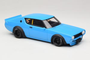 Nissan Skyline 2000 GT-R KPGC110 LB Works Zils Otto 1:18 OT1210 Sveķi — attēls 6 no 6