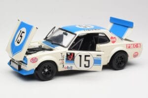 Nissan Skyline 2000GT-R KPGC10 #15 K. Takahashi Nissan Works JTCC 1972 Kyosho 1:18 08122B Metāls — attēls 2 no 8