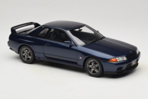 Nissan Skyline GT-R BNR32 Dark Blue Pearl Otto 1:18 OT1199 Sveķi — attēls 4 no 6