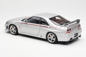 Nissan Skyline GT-R R33 R-Tune Sudrabs AUTOart 1:18 77326 Metāls — attēls 7 no 8