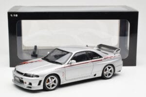 Nissan Skyline GT-R R33 R-Tune Sudrabs AUTOart 1:18 77326 Metāls — attēls 8 no 8