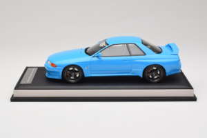 Nissan Skyline GT-R R32 Customized Version Zils MotorHelix 1:18 MH029CB Sveķi