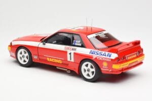 Nissan Skyline GT-R R32 #1 J. Richards / M. Skaife Bathurst 1000 Winner 1992 AUTOart 1:18 89279 Metāls — attēls 7 no 8